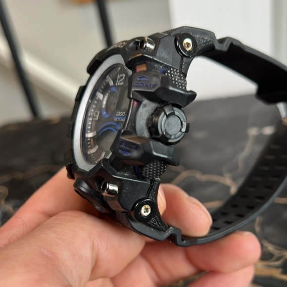 Casio G-Shock WR 20 Bar Black with Blue Accents Smartwatch As is Untested - Picture 3 of 6